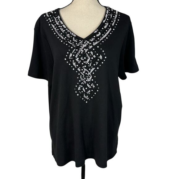 Alfred Dunner 1X-Large Top V-Neck Stretch Short Sleeve Embellished Black White - Picture 1 of 6